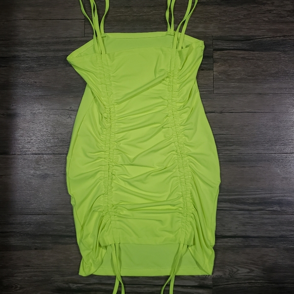Ruched Bodycon Neon Dress Size Large Bright Neon Dress - Picture 3 of 10